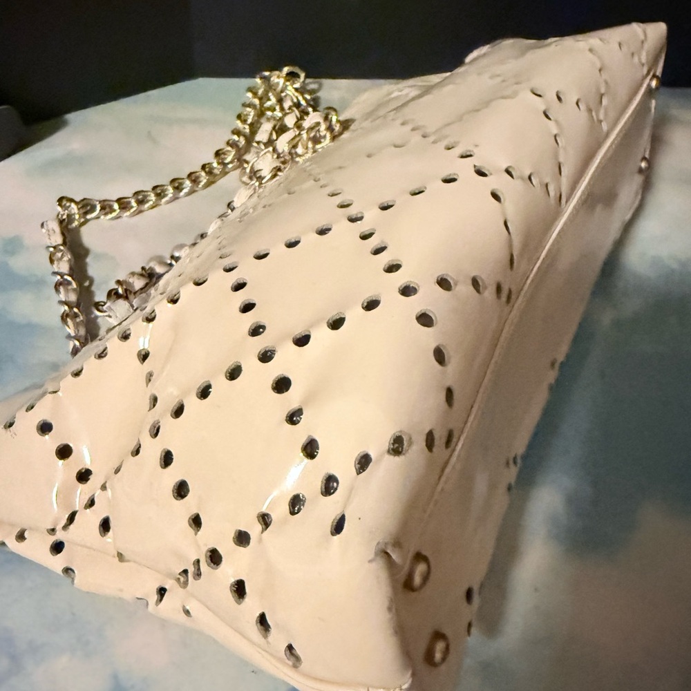 Chanel shoulder bag Cream /Gold Chain - Picture 7 of 14